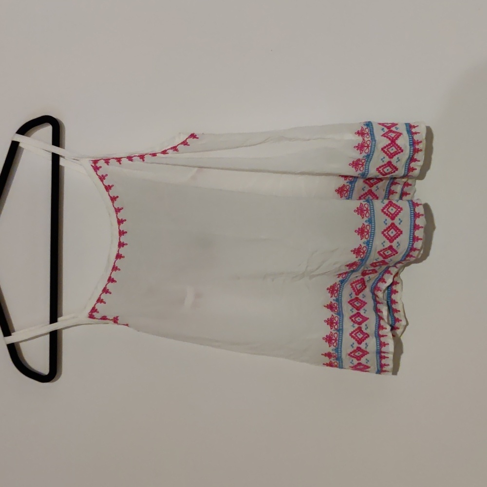 Torrid White Embroidered Tank Size 0